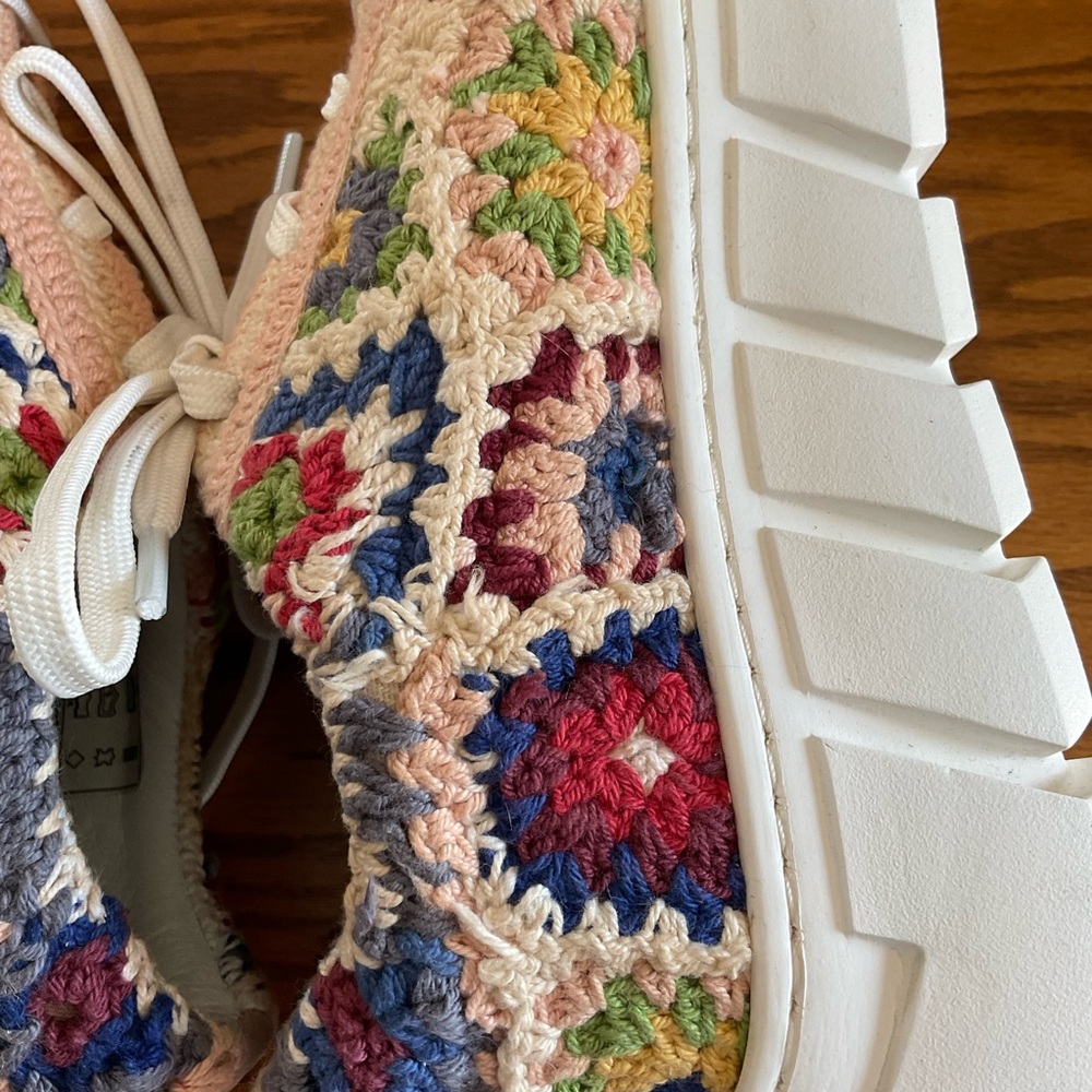 NWOT Free People Catch Me If You Can Crocheted Platform Sneakers, Sz 38 … - Picture 9 of 11